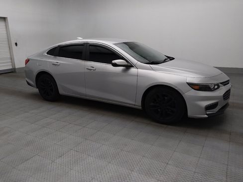 Used 2018 Chevrolet Malibu LT FWD image 11