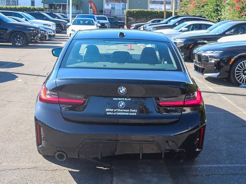 Certified 2023 BMW 330i 330i w/ M Sport Package image 9