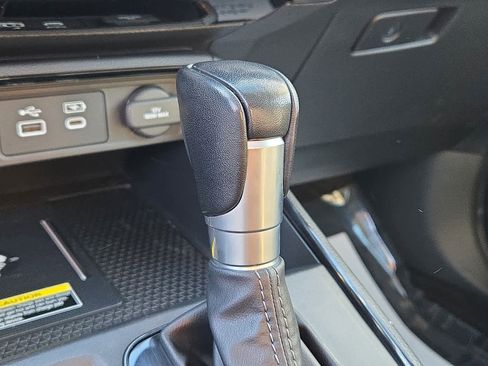 Used 2024 Honda CR-V EX-L image 17