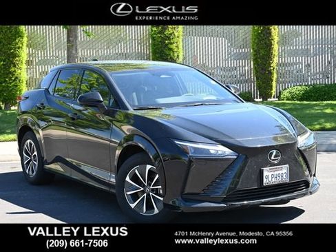 Used 2023 Lexus RZ 450e Premium w/ Technology Package image 1