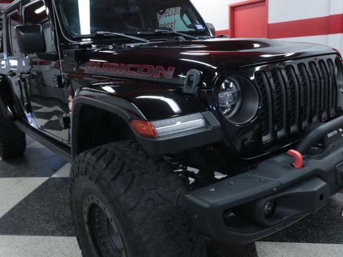 Used 2022 Jeep Gladiator Rubicon w/ LED Lighting Group AWD/4WD image 38