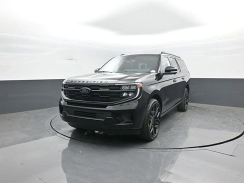 New 2026 Ford Expedition Max Platinum AWD/4WD image 3