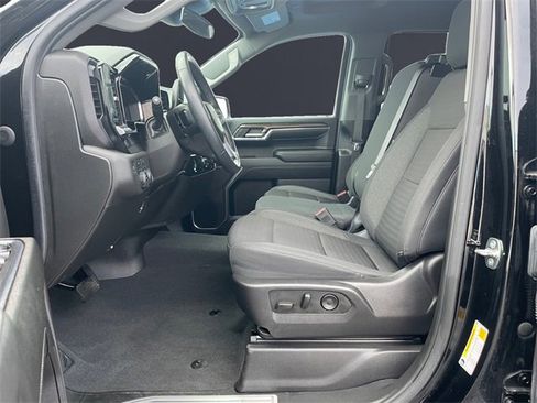 Used 2024 Chevrolet Silverado 1500 LT image 9