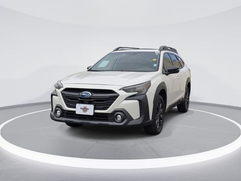 Used 2024 Subaru Outback Onyx Edition XT AWD/4WD image 3