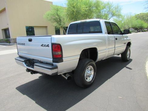 Used 2001 Dodge Ram 2500 Truck 4x4 Quad Cab image 4
