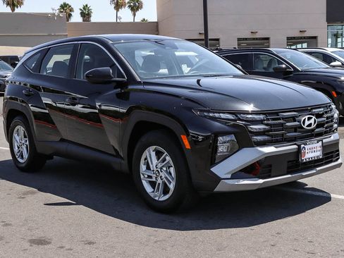 New 2026 Hyundai Tucson SE FWD image 3