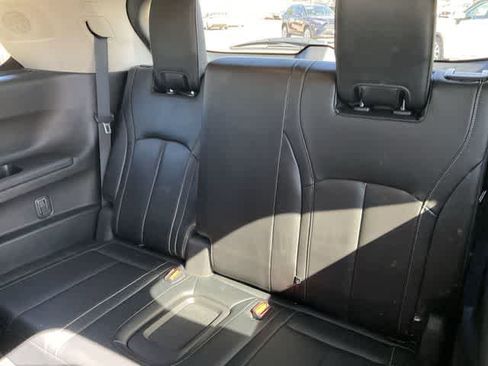 Used 2023 INFINITI QX60 Luxe w/ Vision Package image 16