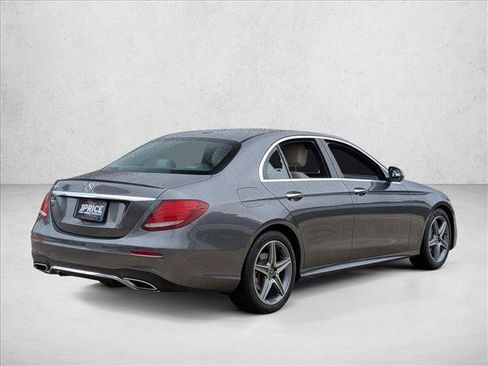 Used 2018 Mercedes-Benz E 300 image 5