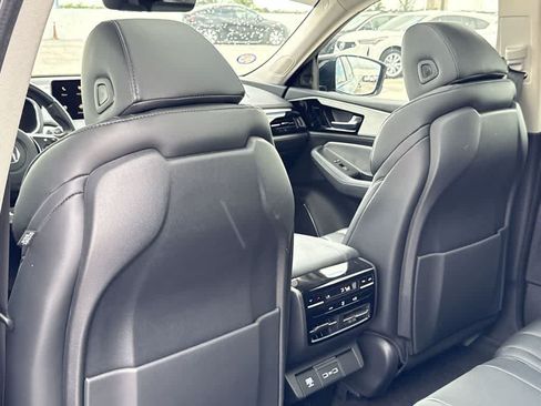 Used 2023 Acura MDX SH-AWD image 23