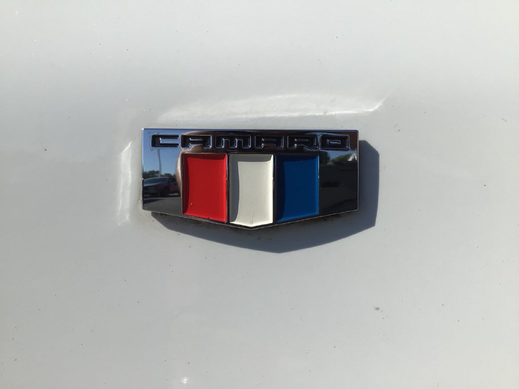 Used 2016 Chevrolet Camaro LT RWD image 16