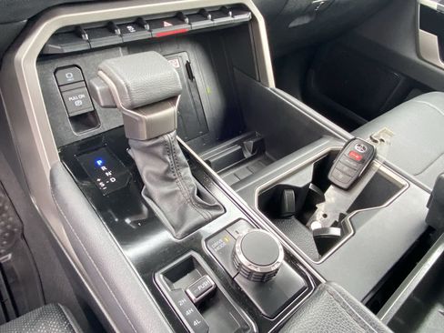 Used 2023 Toyota Tundra Limited w/ Power Package image 38