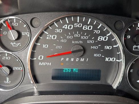 New 2024 Chevrolet Express 3500 w/ Power Convenience Package RWD image 15