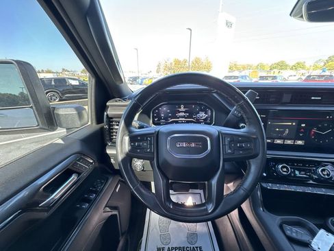 Used 2024 GMC Sierra 2500 AT4 w/ AT4 Premium Plus Package AWD/4WD image 14