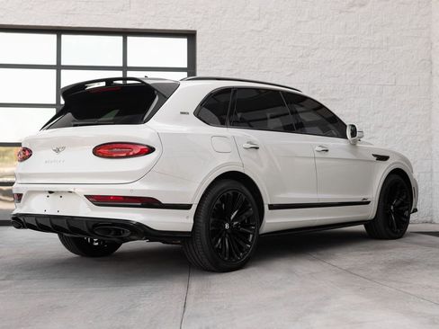 Used 2023 Bentley Bentayga Speed AWD/4WD image 3
