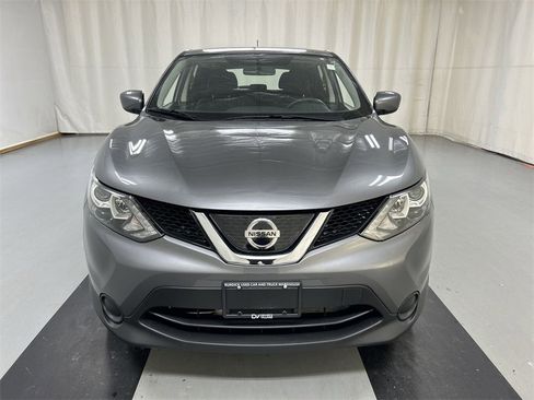 Used 2018 Nissan Rogue Sport S w/ S Appearance Package image 3