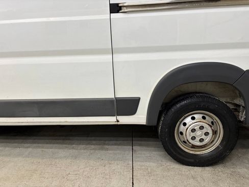 Used 2018 RAM ProMaster 2500 FWD image 6