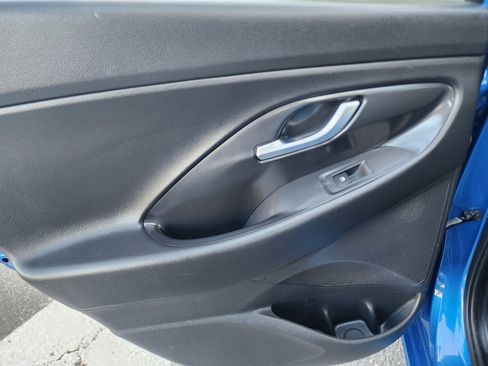 Used 2018 Hyundai Elantra GT Sport image 21