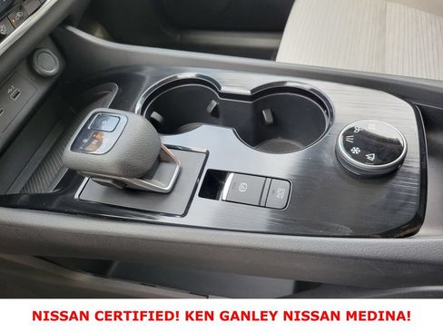 Certified 2023 Nissan Rogue SV AWD/4WD image 27