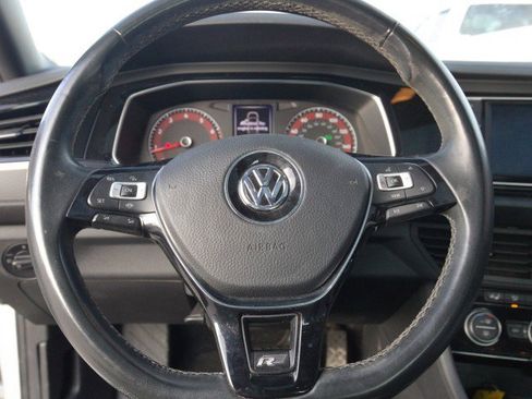 Used 2020 Volkswagen Jetta R-Line w/ R-Line Cold Weather Package image 18