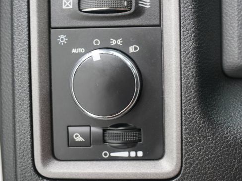 Used 2016 RAM 1500 Tradesman w/ Popular Equipment Group RWD image 16