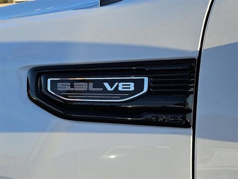 Used 2025 GMC Sierra 1500 Elevation w/ Preferred Package image 14