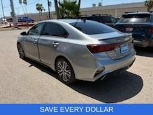 Used 2024 Kia Forte GT-Line w/ GT-Line Premium Package FWD image 5