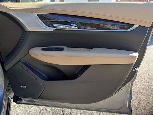 Certified 2024 Cadillac XT6 Sport w/ Platinum Package image 26