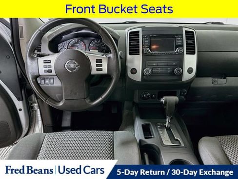 Used 2017 Nissan Frontier SV AWD/4WD image 23
