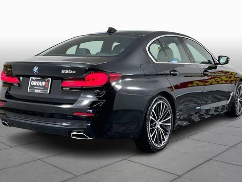 Used 2023 BMW 530e xDrive image 12