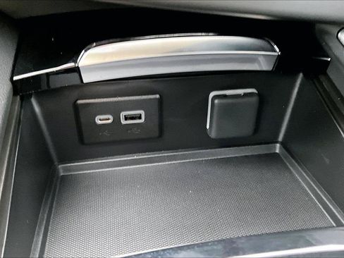 Used 2023 Buick Envision Preferred AWD/4WD image 31