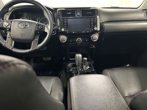 Used 2021 Toyota 4Runner Venture w/ Moonroof Package AWD/4WD image 16