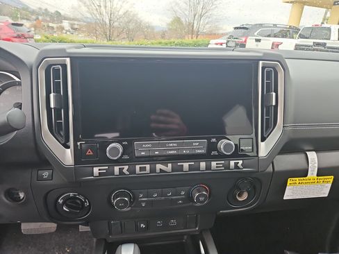 New 2026 Nissan Frontier SV image 18