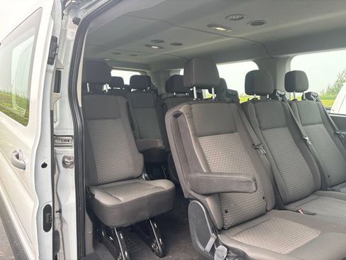 Used 2024 Ford Transit 350 XLT RWD image 8