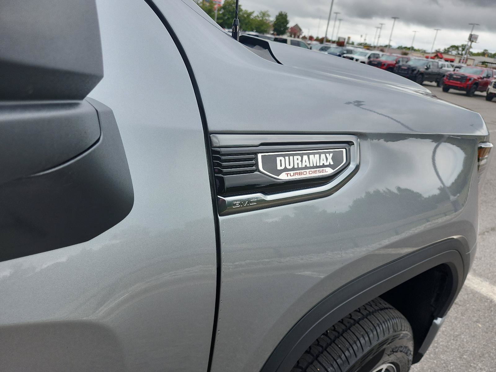 Certified 2025 GMC Sierra 1500 AT4 w/ AT4 Premium Package AWD/4WD image 8
