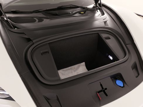 Used 2023 Porsche Taycan GTS image 60