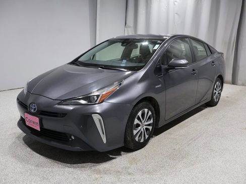 Used 2022 Toyota Prius XLE image 5
