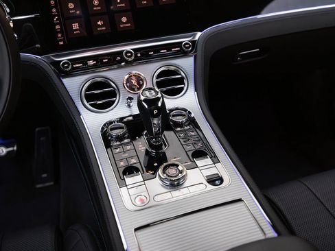 Certified 2022 Bentley Continental GT AWD/4WD image 34