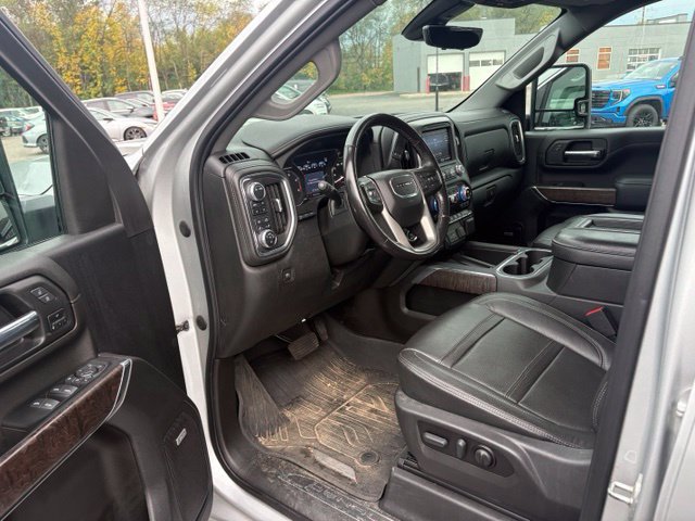 Used 2022 GMC Sierra 2500 Denali w/ Denali Ultimate Package AWD/4WD image 15