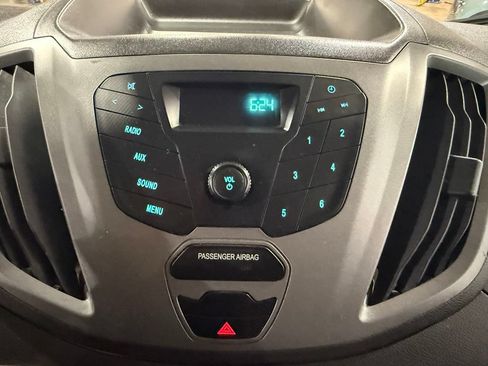 Used 2016 Ford Transit 250 130 Low Roof RWD image 15