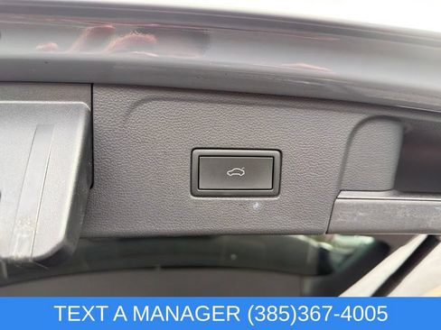 Used 2024 Volkswagen Atlas Peak Edition SEL AWD/4WD image 12