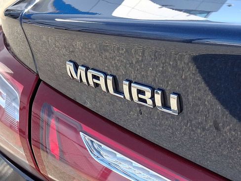 Used 2022 Chevrolet Malibu LT image 29