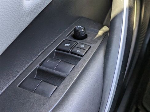 Certified 2022 Toyota Corolla SE image 24