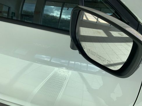 Certified 2025 Subaru Legacy Premium AWD/4WD image 20
