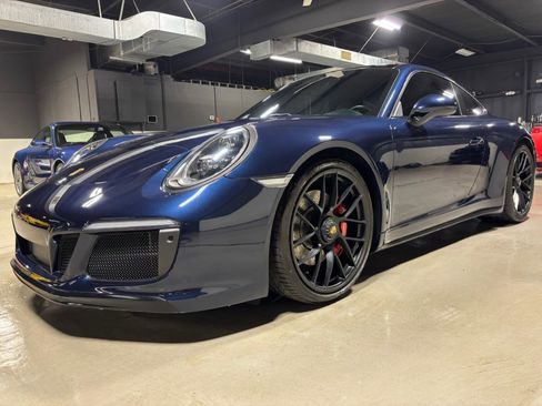 Used 2019 Porsche 911 Carrera GTS RWD image 35