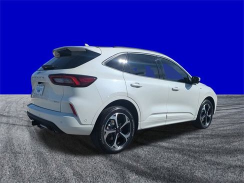 Certified 2023 Ford Escape ST-Line Elite w/ Premium Technology Package image 4