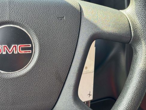 Used 2021 GMC Savana 2500 image 7