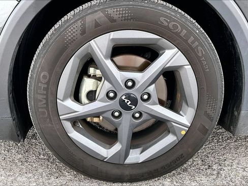 Used 2025 Kia K4 FWD image 9