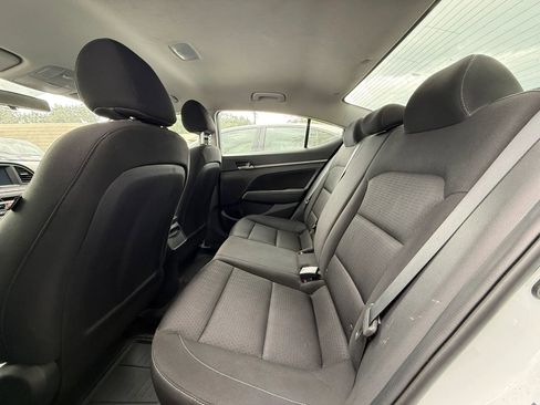 Used 2018 Hyundai Elantra SEL image 14