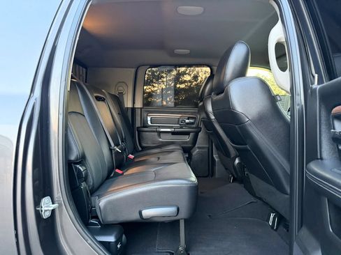 Used 2018 RAM 2500 Laramie AWD/4WD image 28