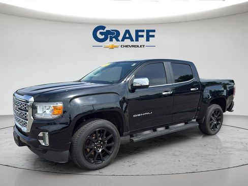 Used 2022 GMC Canyon Denali w/ Denali Black Edition Package AWD/4WD image 2